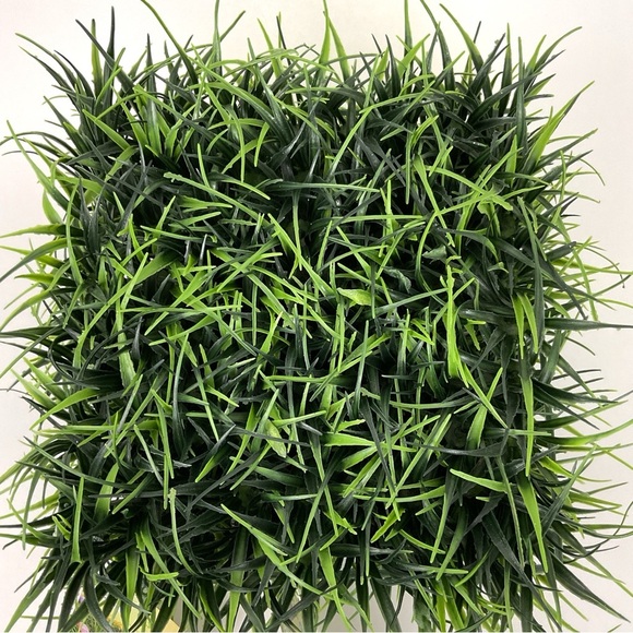 Spring Summer grass pads artificial greenery succulents and jumbo rose decor - Picture 4 of 5